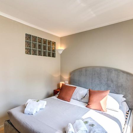 Rr Apartments San Giovanni โรม ภายนอก รูปภาพ